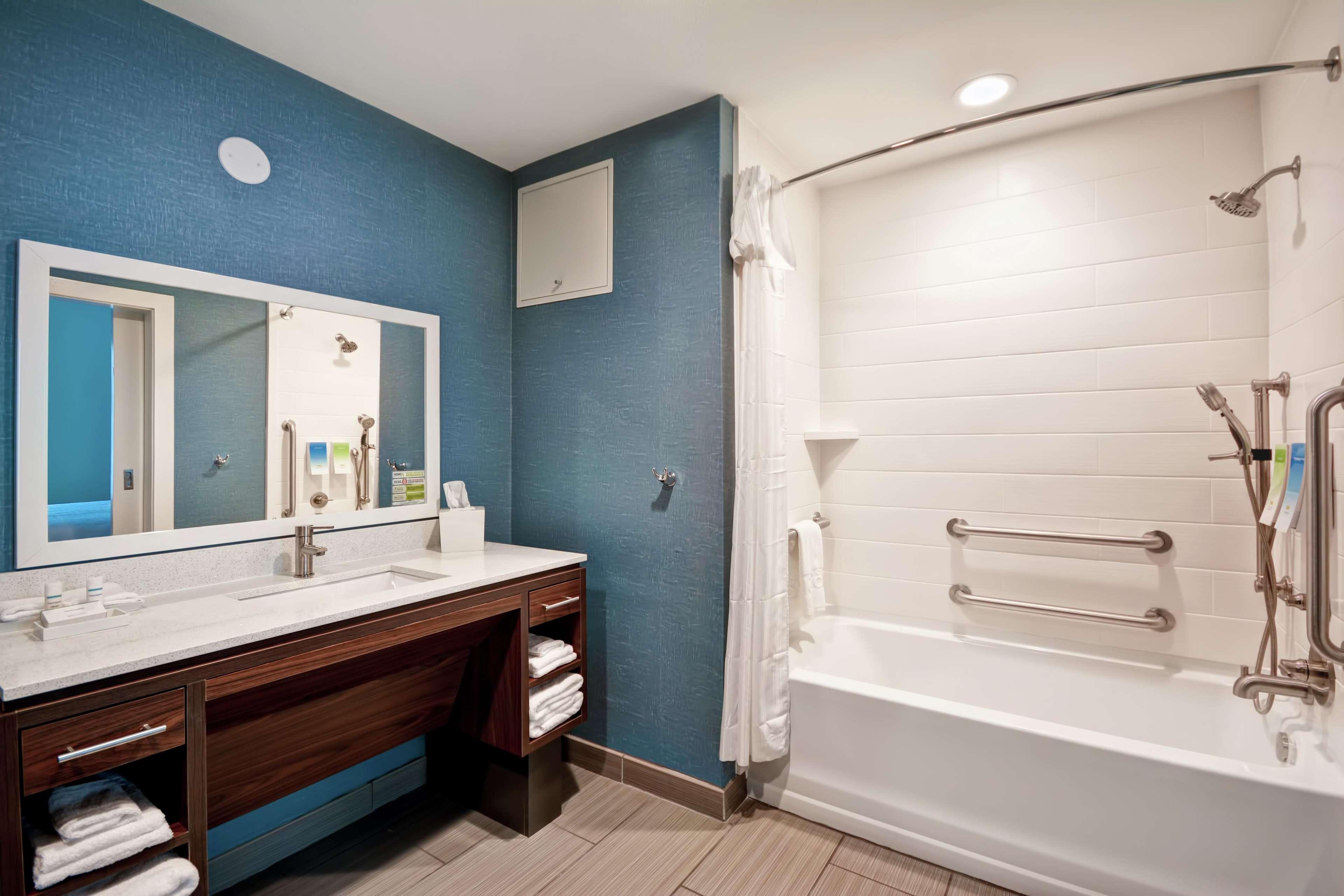 Home2 Suites Pensacola I-10 At North Davis Hwy Екстер'єр фото